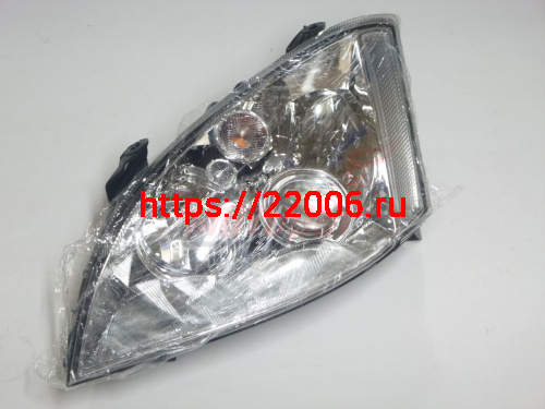 Фара передняя левая с белым поворотом FORA, без корректора (A21-3772010AC)
