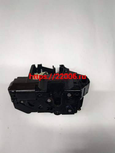 Замок двери передней левой Emgrand EC7, без блокировки (1018011207)