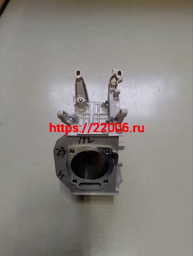 Блок цилиндра LIFAN 20,0 л.с. 192F-2T (KP460) (11110-A262T-0001)  (LIFAN оригинал) фото 3